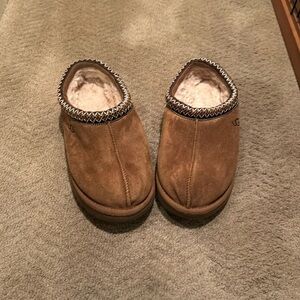 UGG Tasman Slipper